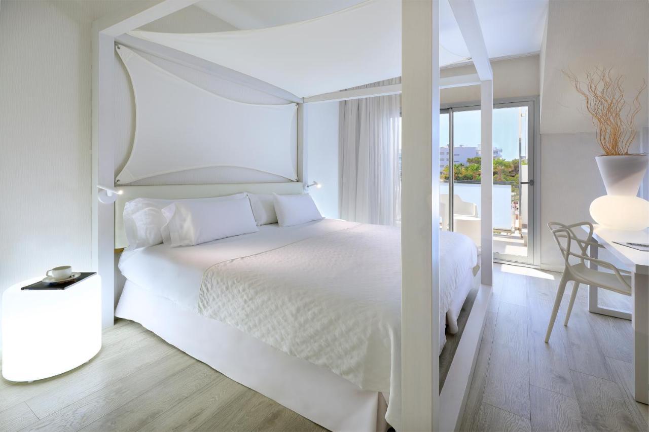 Blanco Hotel Formentera Es Pujols Exterior foto